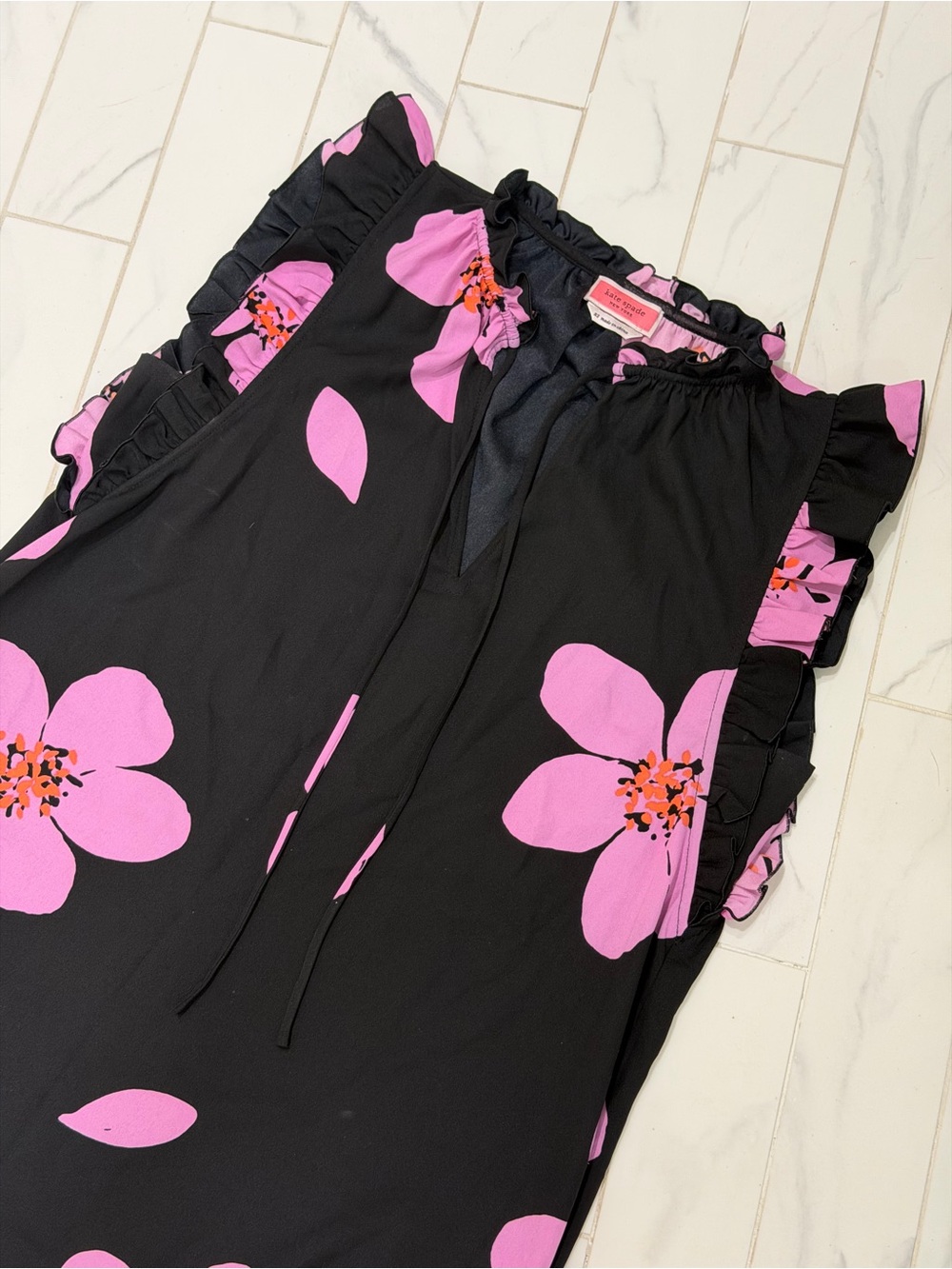 Kate Spade New York Floral Ruffle Sleeve Tie Neck Blouse XS Black Pink - Picture 6 of 9